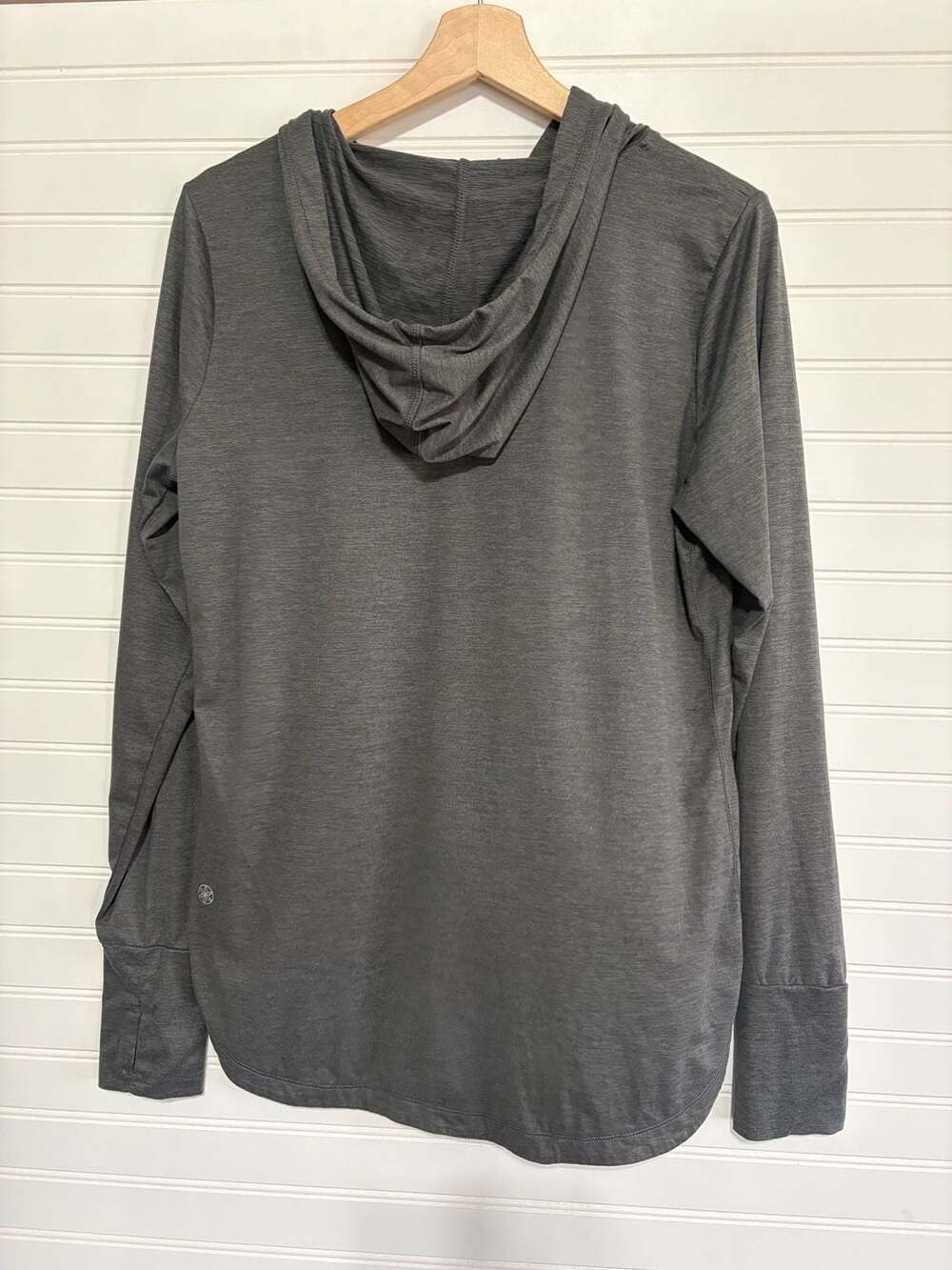 Gaiam Women's Lightweight Performance Long Sleeve Hoodie - Picture 6 of 8
